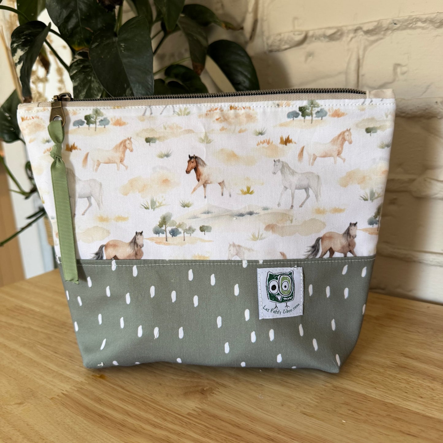 Prêtes à partir ! Trousses, pochettes multi-usage, parfaite pour produits de bébé, maquillage, médicaments...