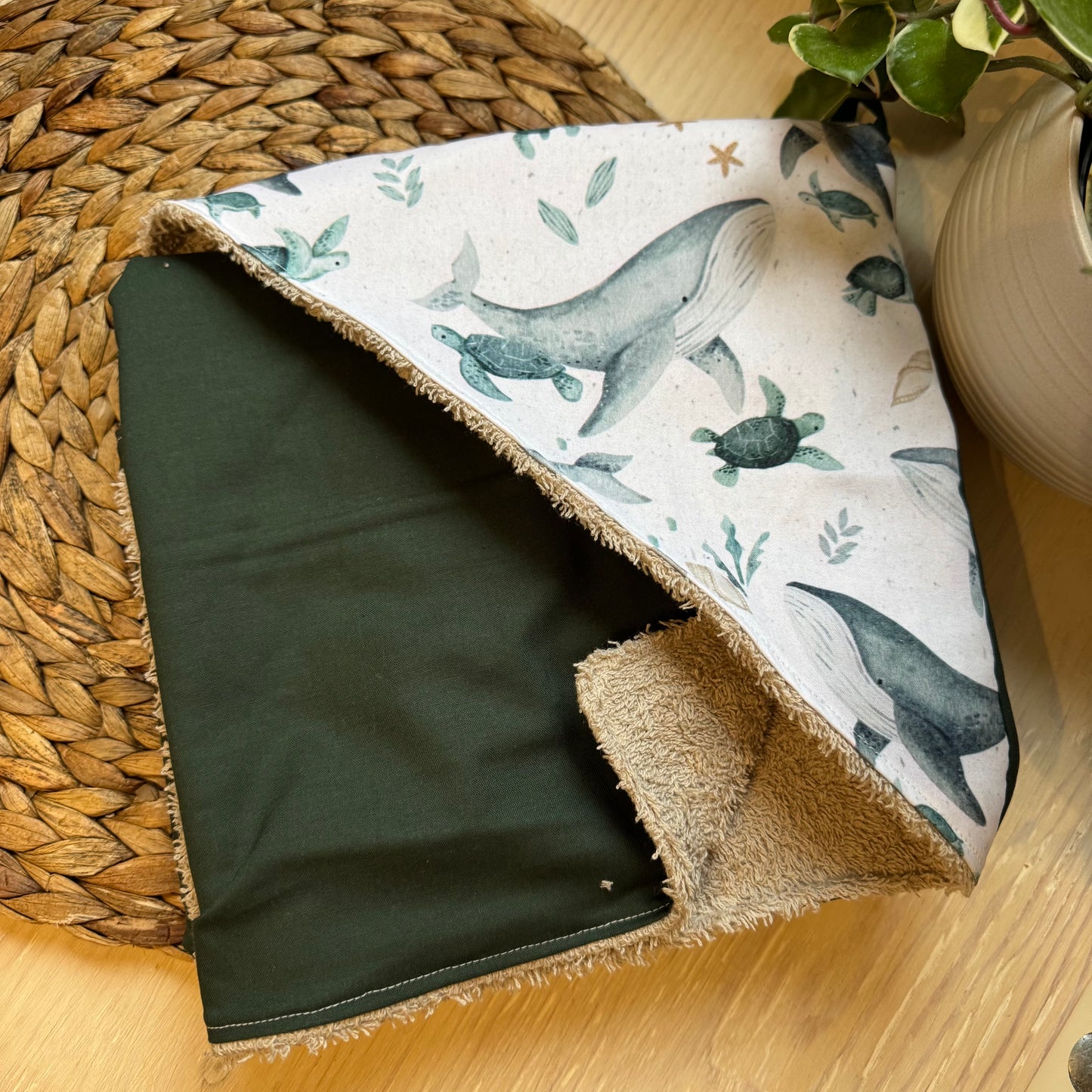 Prête à partir ! Sortie de bain, serviette de bain, intérieur en ratine absorbante.