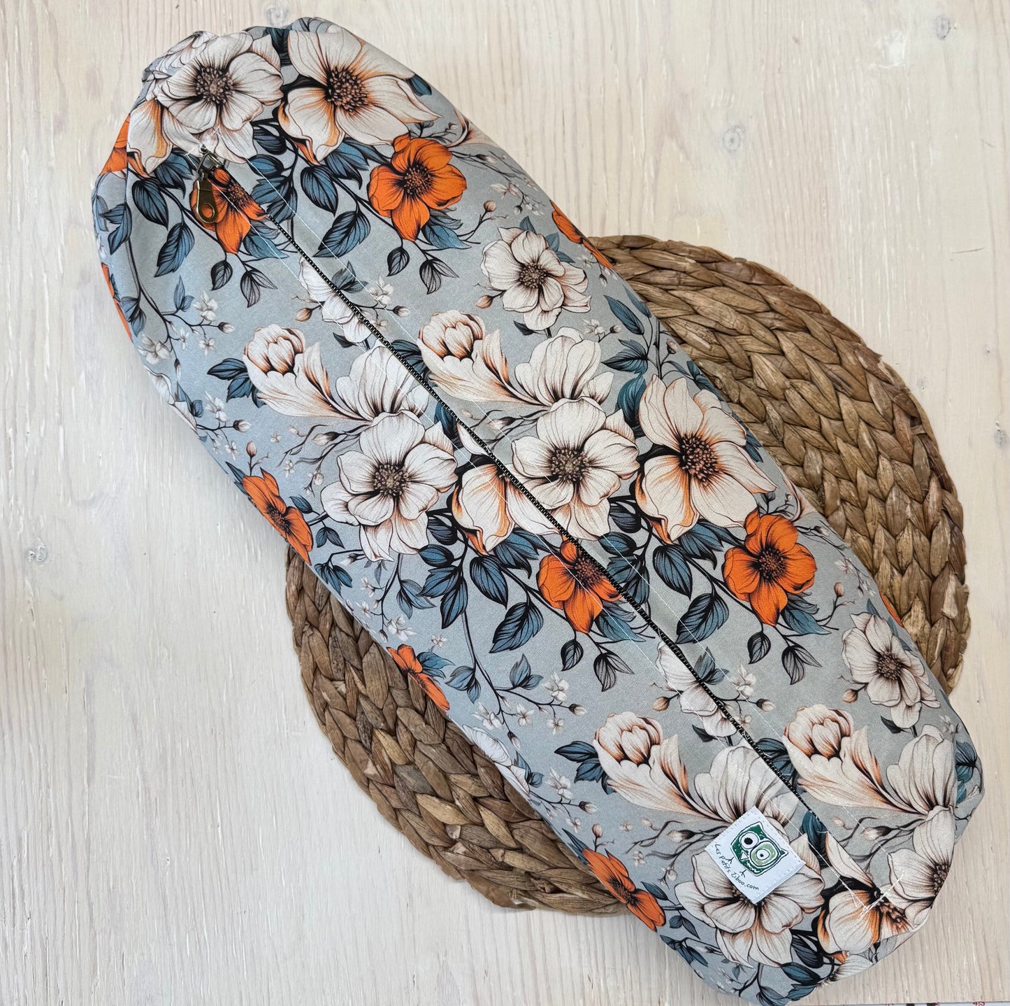 Prêt à partir, Coussin d'allaitement Cylindrique rempli d'écales de sarrasin. Longueur de 20''