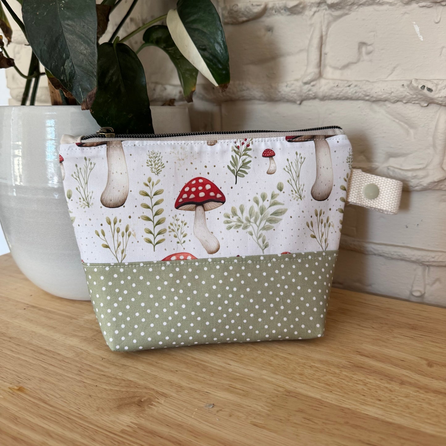 Prêtes à partir ! Trousses, pochettes multi-usage, parfaite pour produits de bébé, maquillage, médicaments...