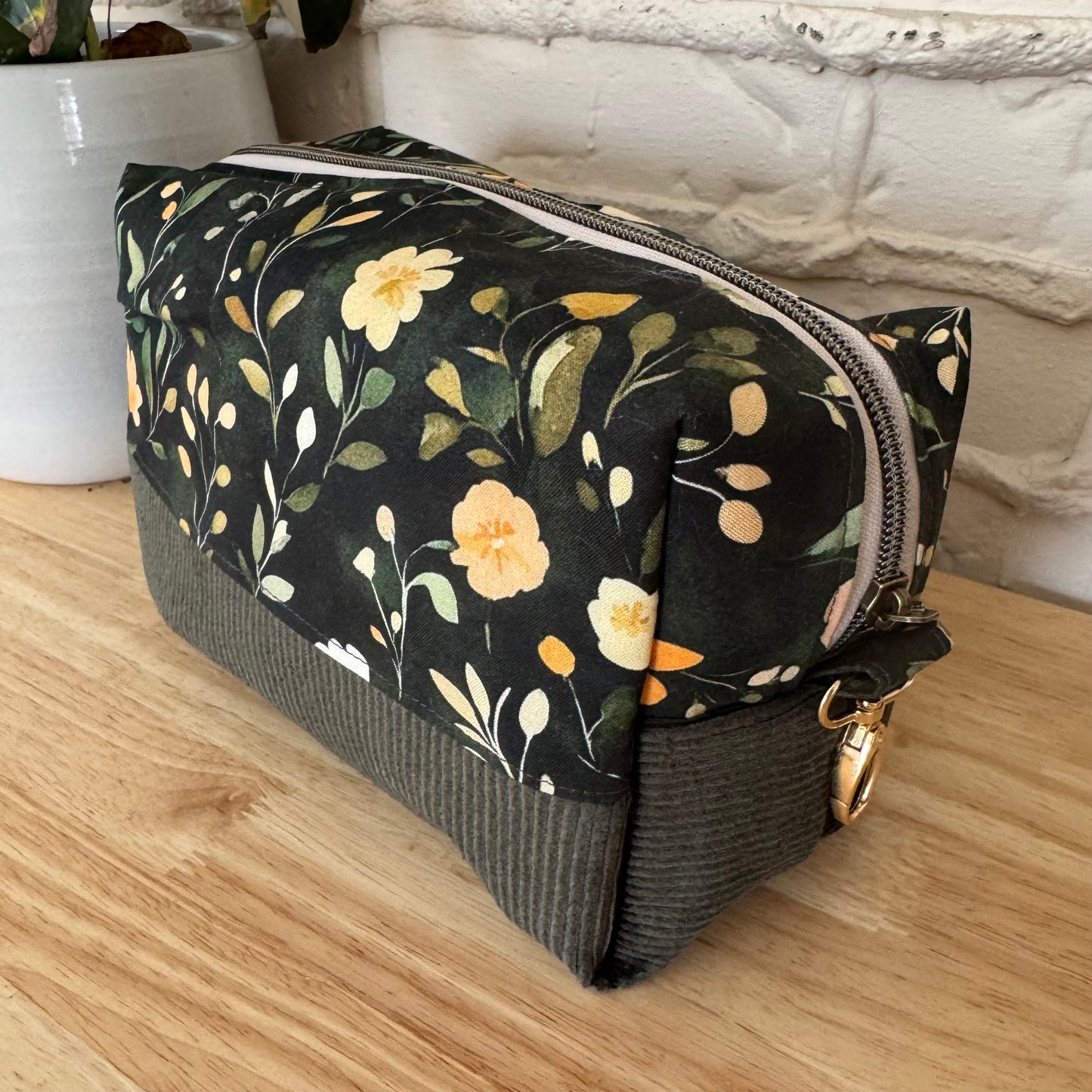 Grande Trousse à maquillage, médicaments, produits de soin... avec fermeture éclair, extérieur matelassé et intérieur en coton Canvas, en stock prêtes à partir !