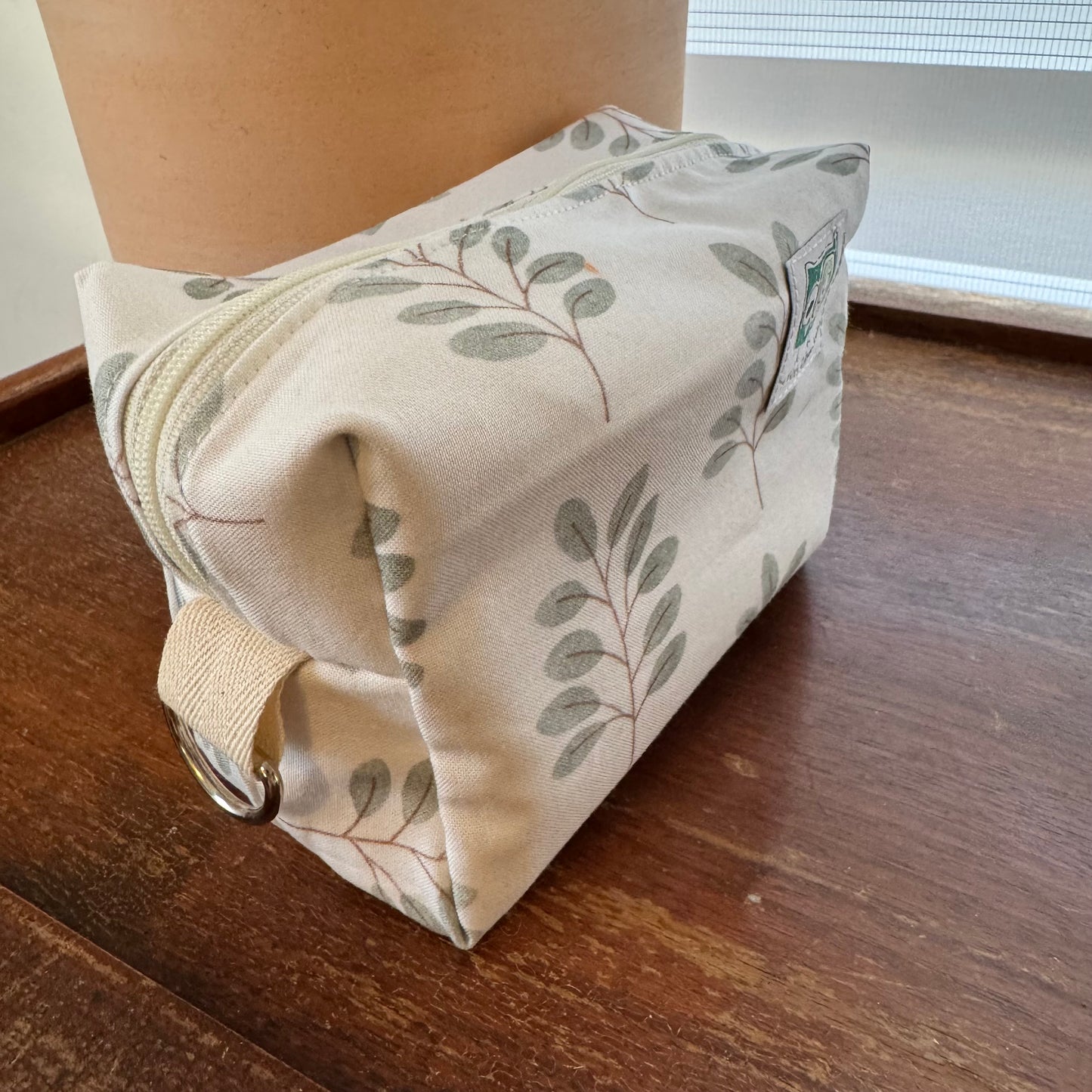 Petite Trousse, étui à crayon ou autre .. avec fermeture éclair et intérieur en Canvas (coton épais) en stock prêtes à partir
