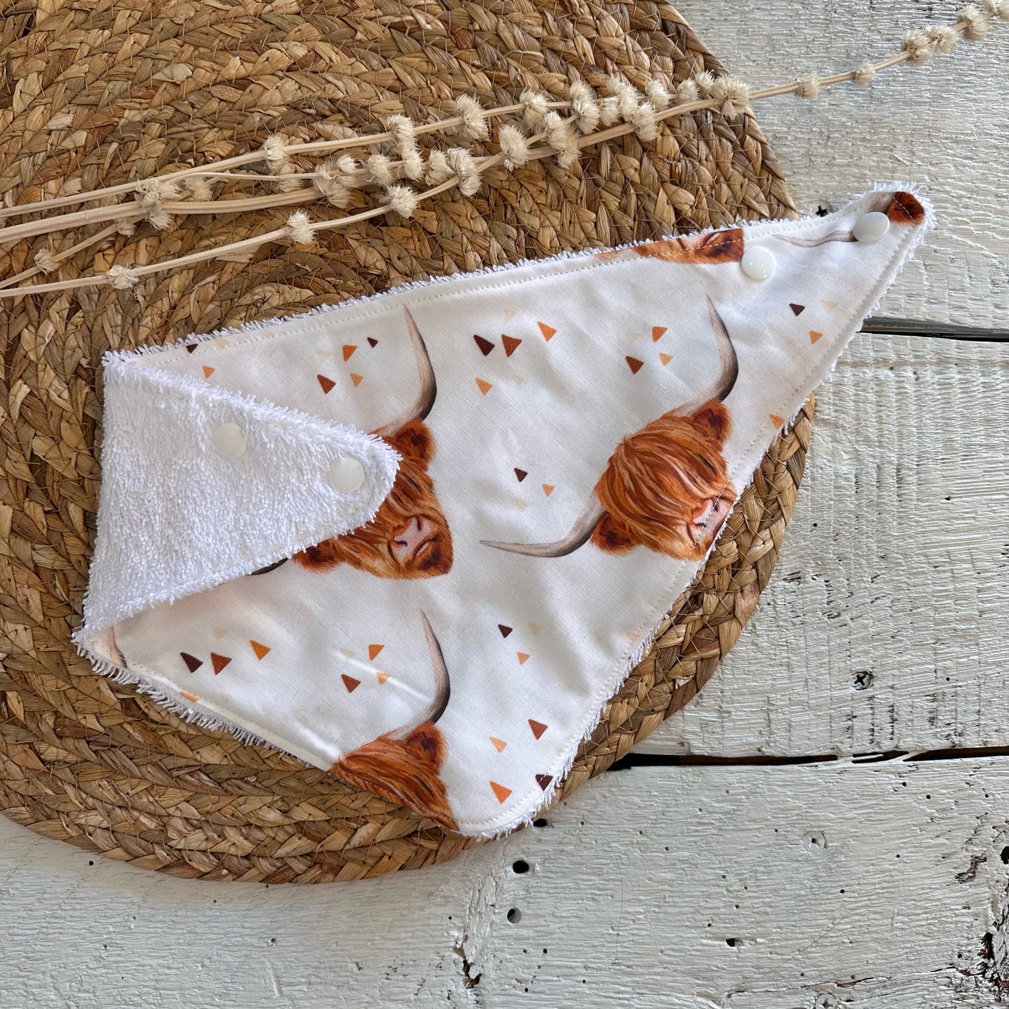 Foulard-Bavoir, petite bavette style bandana, bavoir, avec endos en ratine absorbante.