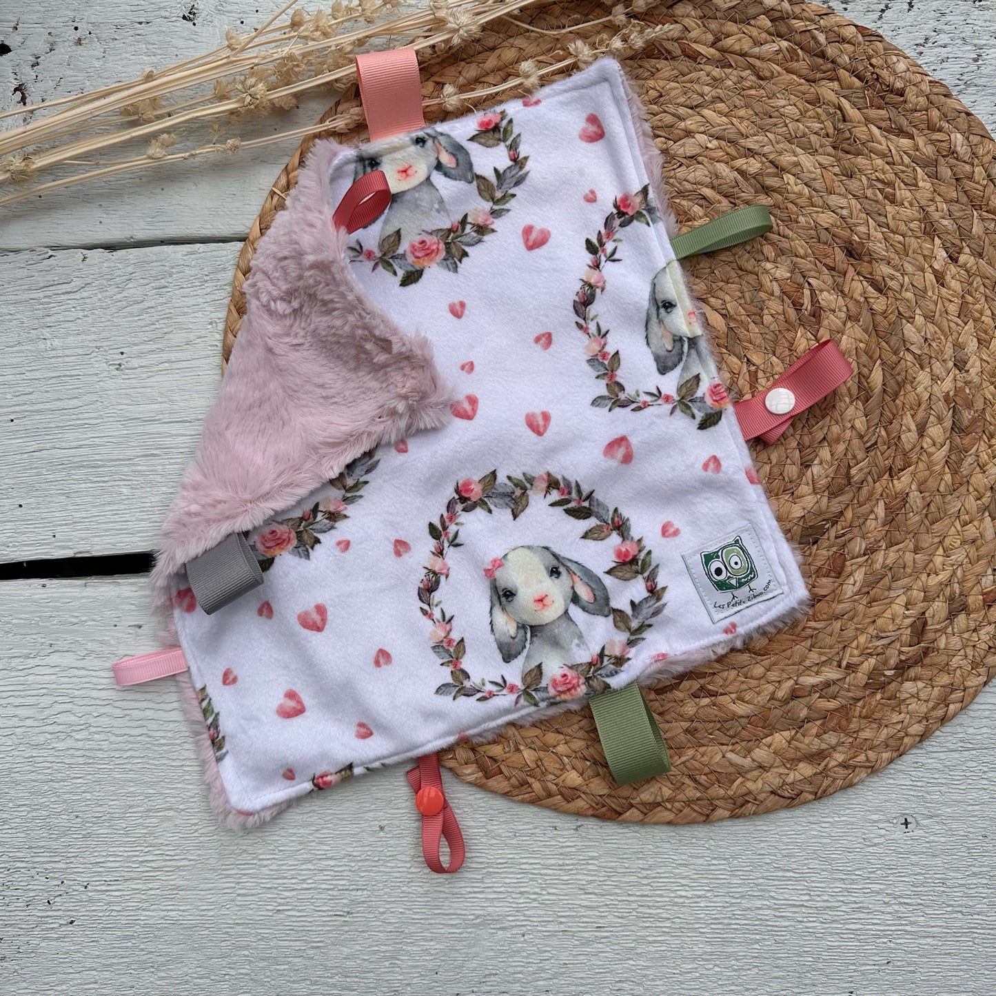 Doudou Rikiki douce des 2 cotés,doudou attache suce / jouet, taille 10x10" (25cm x 25cm) endos en minky ou fourrure et possibilité d'ajouter l'ensemble cadeau