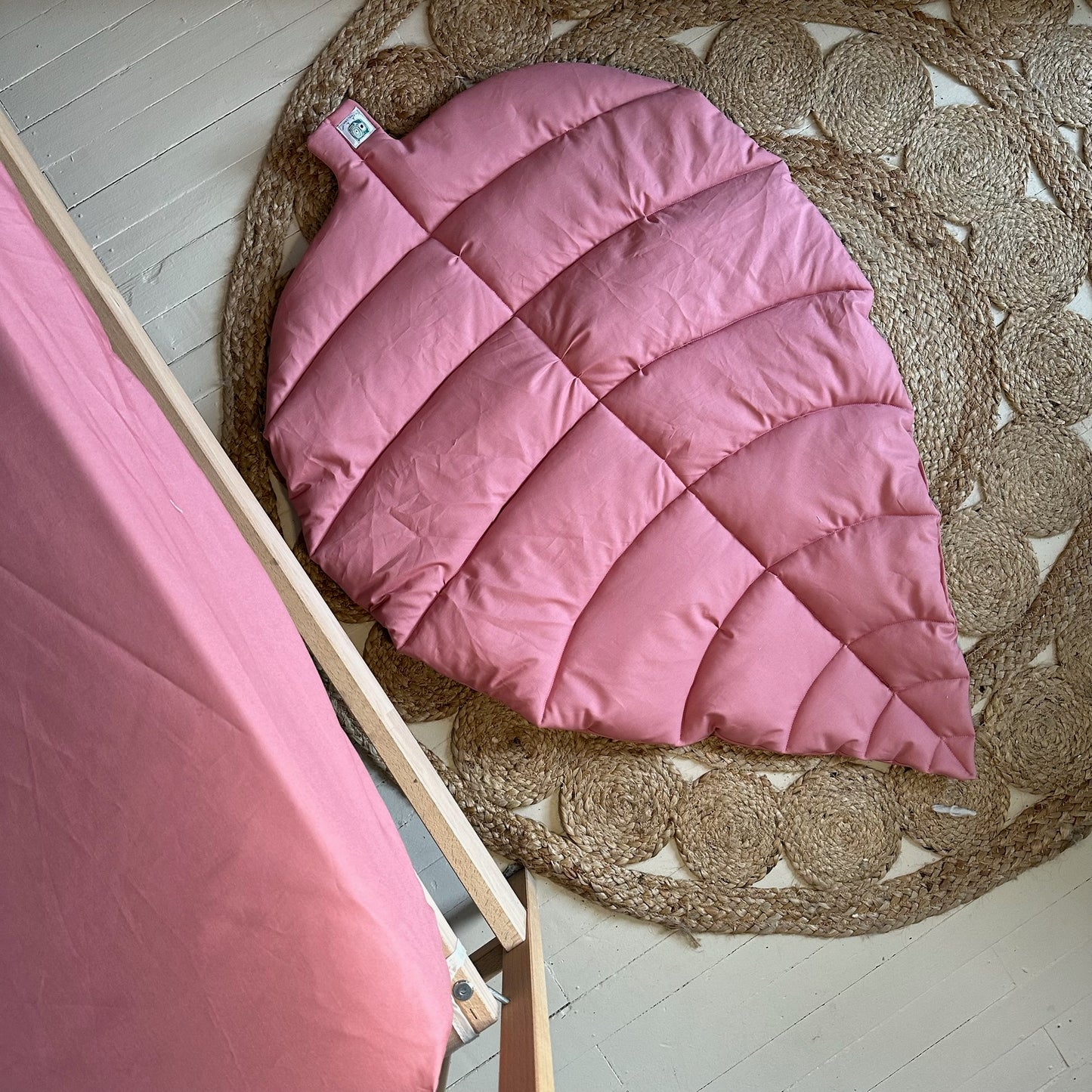 Tapis d'éveil feuille, tapis décoratif, tapis de sol ou de jeu pour bébé, prêts à partir !