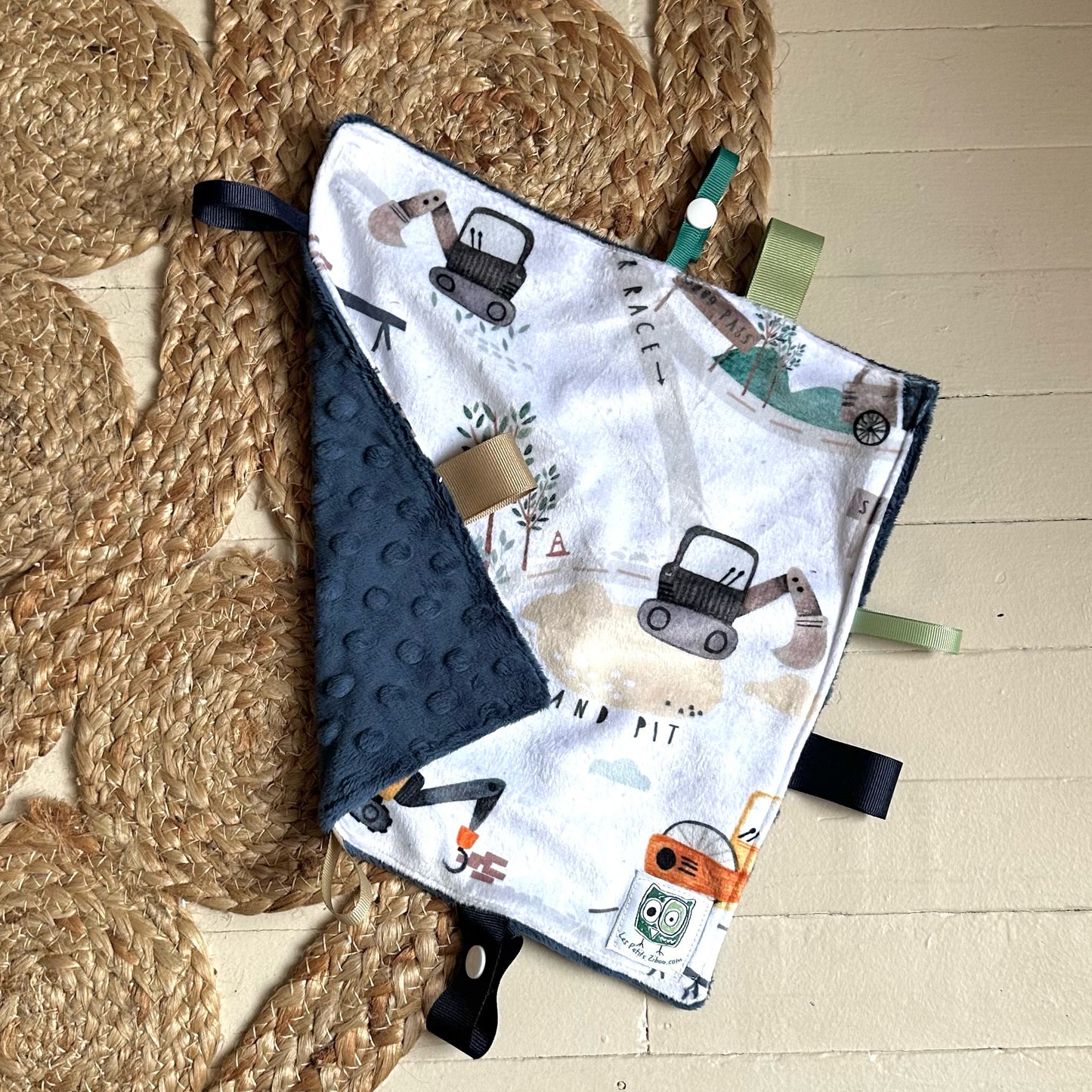 Doudou Rikiki douce des 2 cotés, EN STOCK PRÊTES À PARTIR ! doudou attache suce / jouet, taille 10x10" (25cm x 25cm) endos en minky