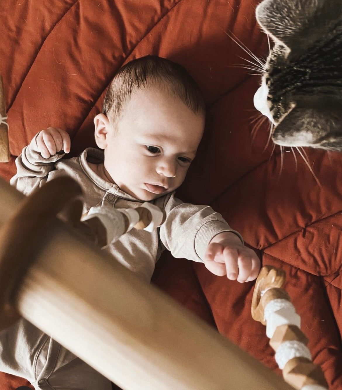Tapis d'éveil feuille, tapis décoratif, tapis de sol ou de jeu pour bébé, prêts à partir !