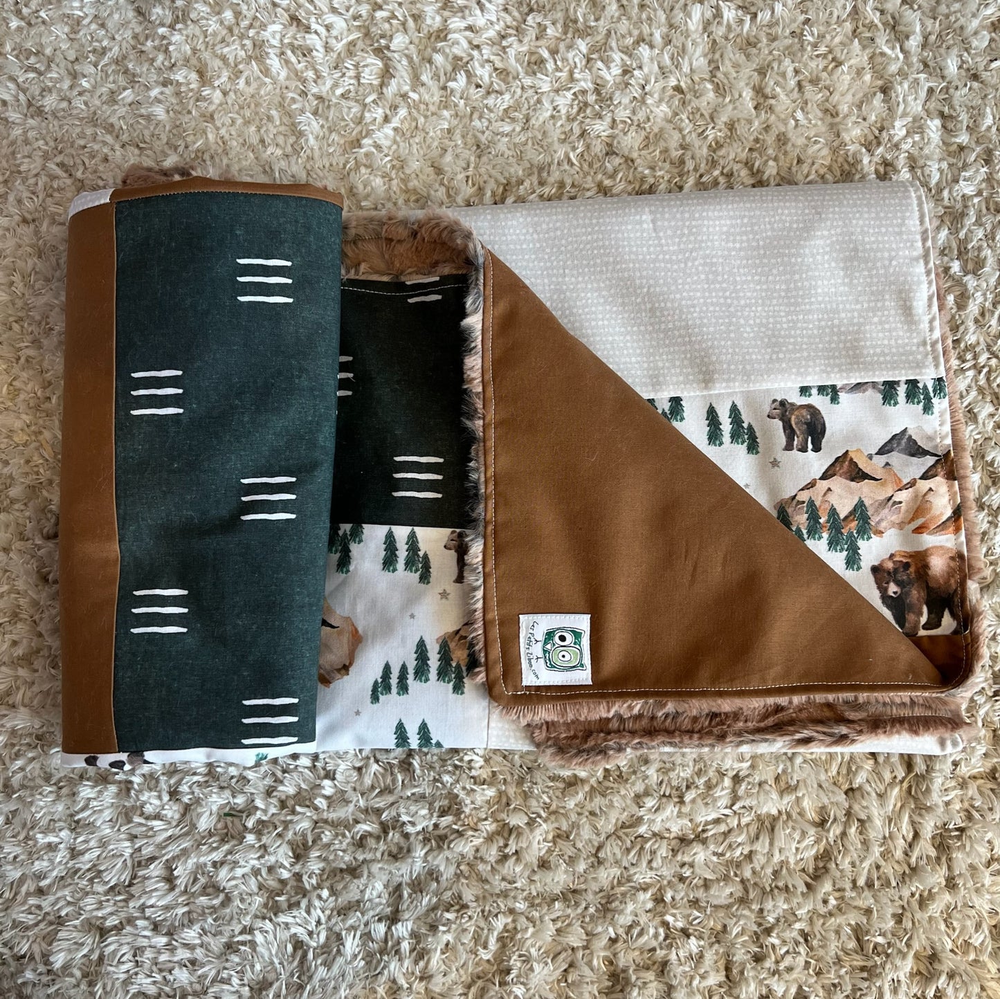 Couverture de style Courtepointe OURS BRUN Endos doux au choix et possibilité d'ajouter des accessoires assortis