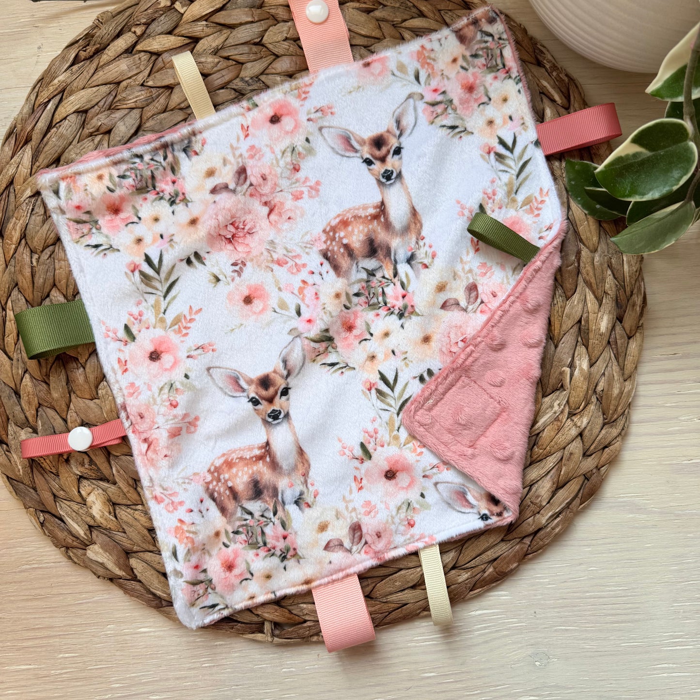 Doudou Rikiki douce des 2 cotés, doudou attache suce ( ou jouet ) taille 10x10" (25cm x 25cm) endos en minky bulle