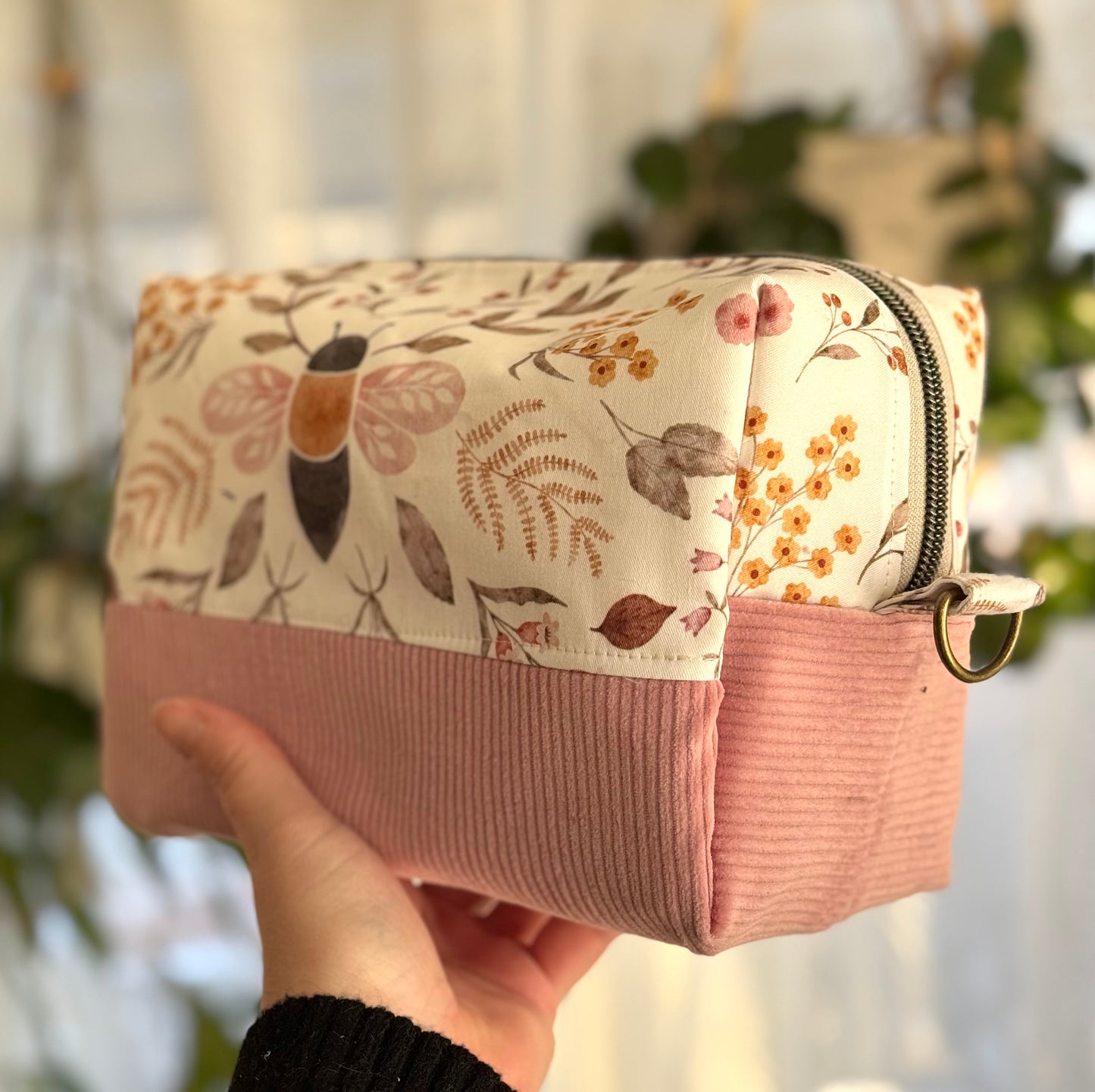 Large makeup bag, medicines, skincare products... with zipper, in stock and ready to go!