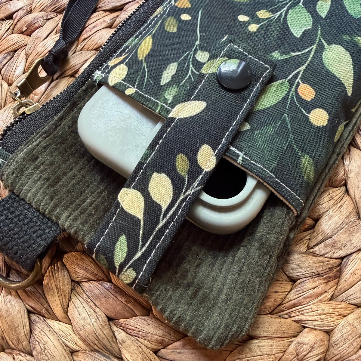 Petite sacoche à cellulaire avec pochette zippé