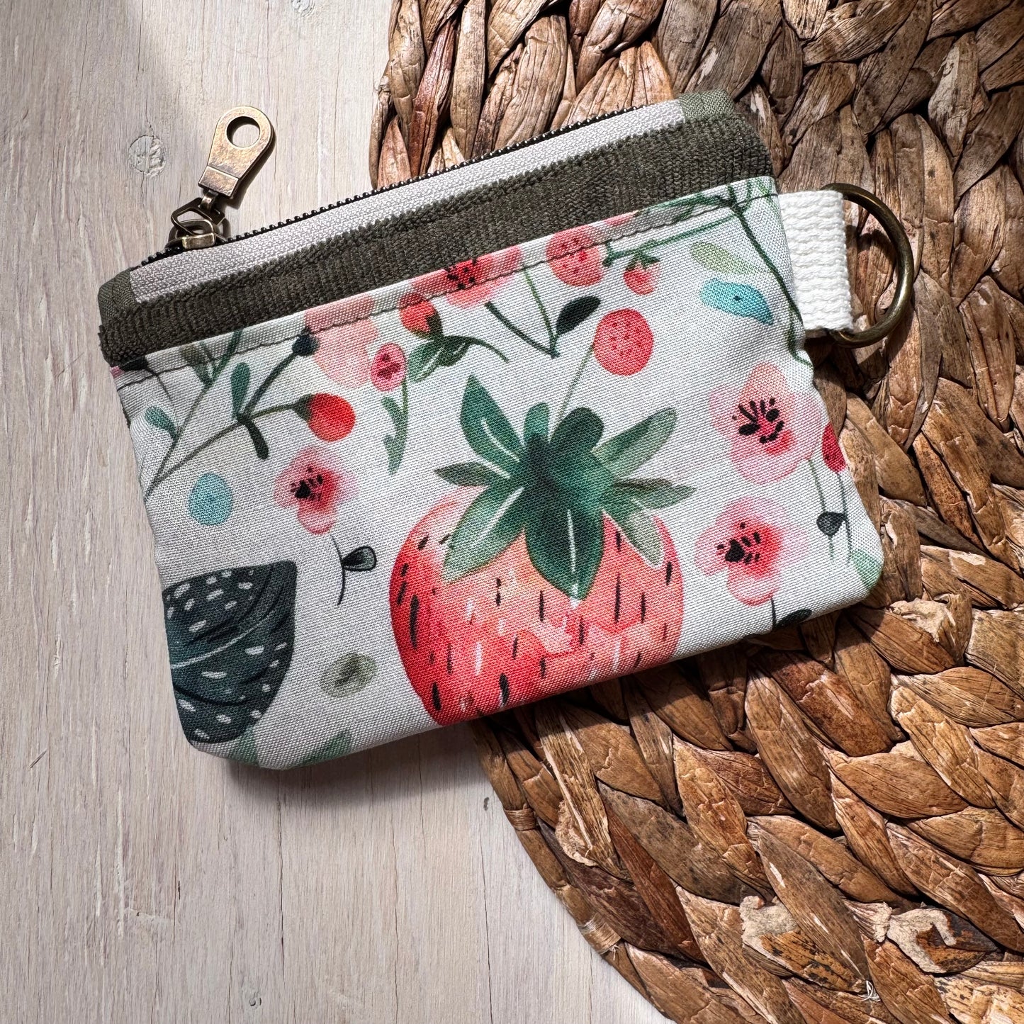 Coin purse, mini pouch for small items