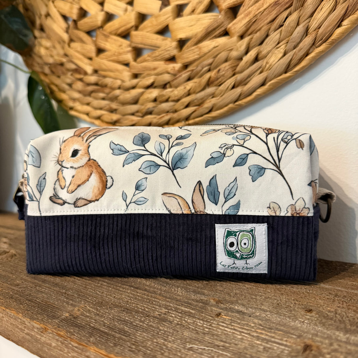 Large makeup bag, medicines, skincare products... with zipper, in stock and ready to go!