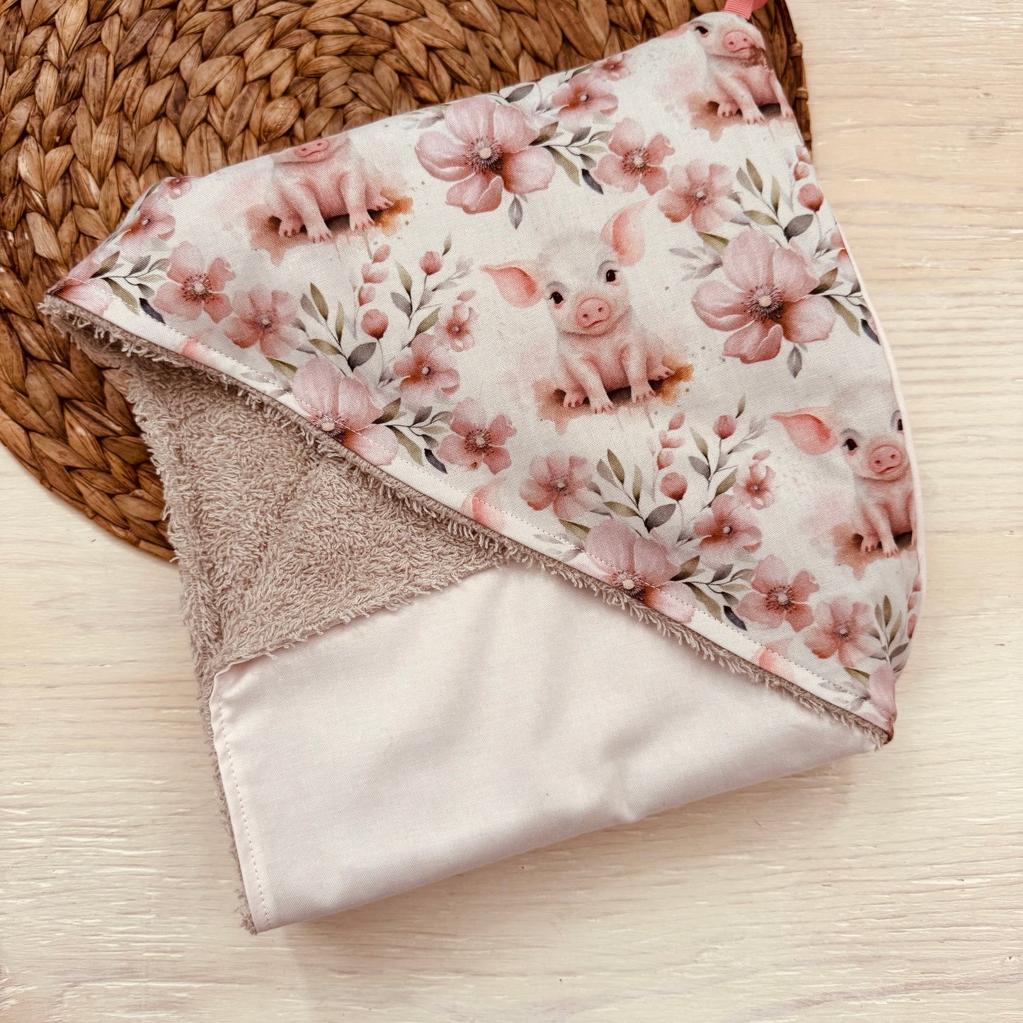 Prête à partir ! Sortie de bain, serviette de bain,  intérieur en ratine absorbante.