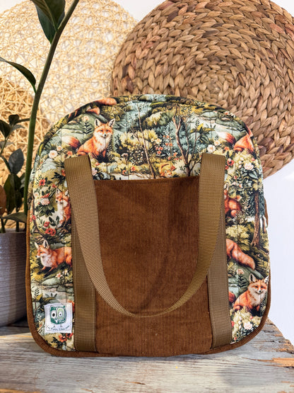 Lunch bag, waterproof and insulated lunch box. Ready to go