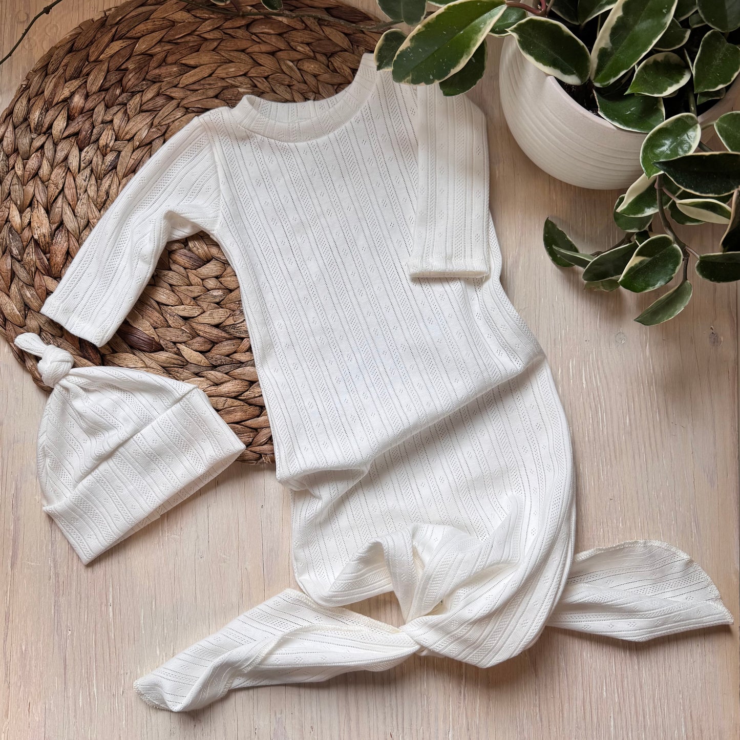 Nuisette, jaquette, robe de nuit en coton pour bébé