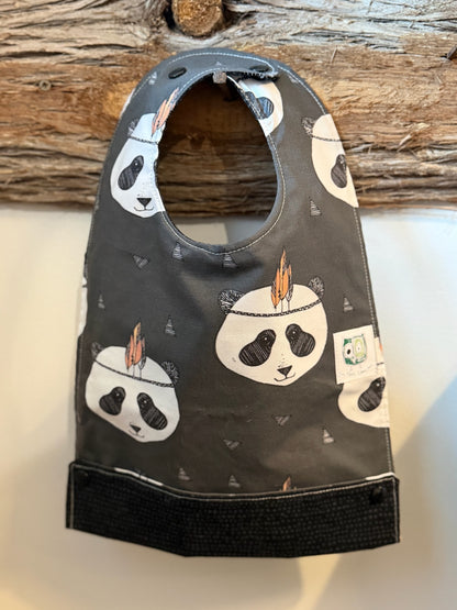 Waterproof bib, 6-36 months, ready to go