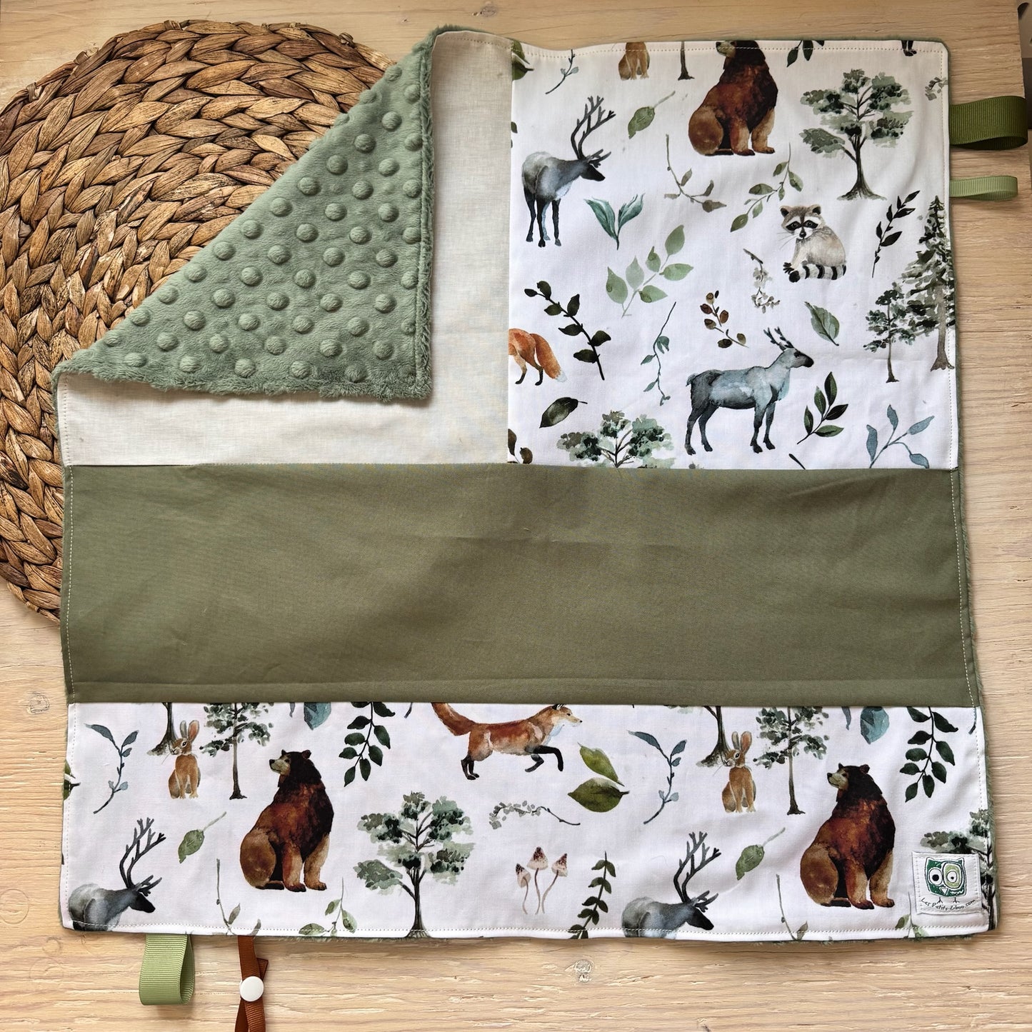 Doudou étiquette style courtepointe avec attache-suce ou jouet